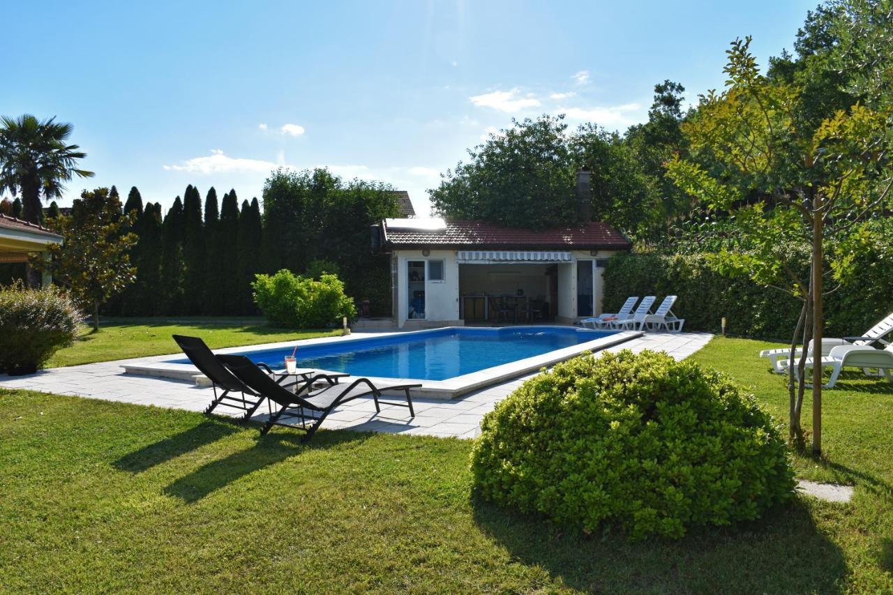 Villa Luka Buna Exterior photo